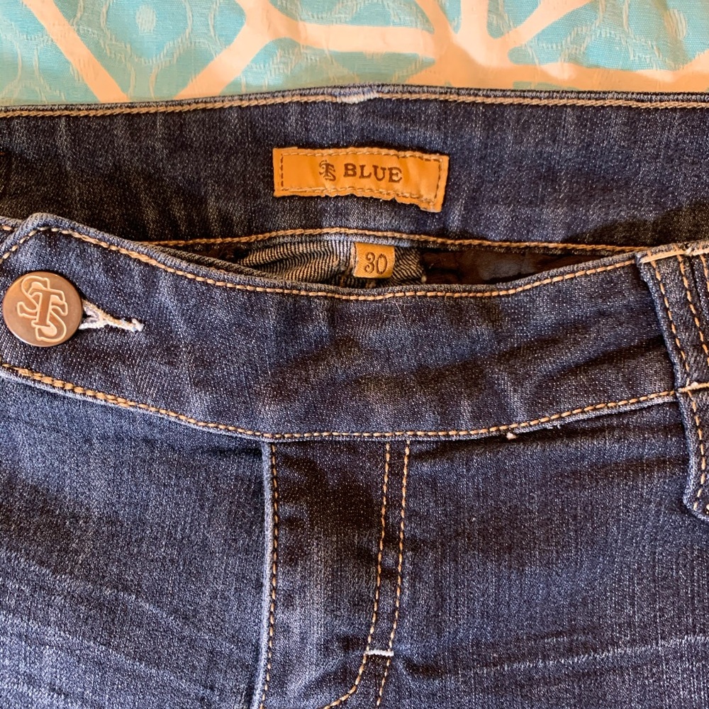 Blue Jean Cuffed Shorts - Picture 3 of 3
